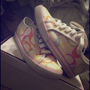 Coach size 5 sneakers